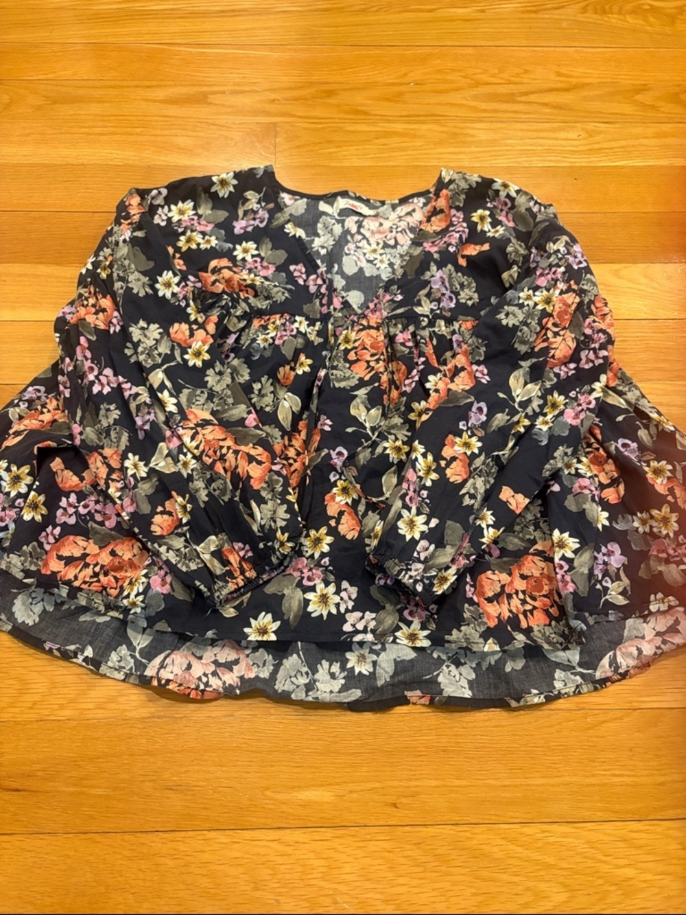 Faherty Navy Floral Long Sleeve Peasant Blouse